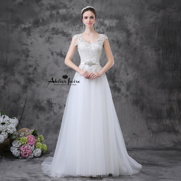 Булчинска рокля Манди от Ателие Ивоар! www.atelierivoire.bg